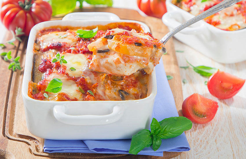 Moussaka vegetariana con besciamella